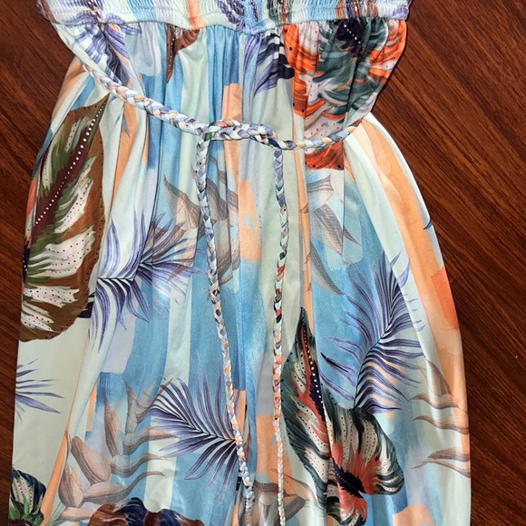 BNWT Miss Avenue Leafy Print woman’s  halter jumpsuit with waist tie size M - Picture 6 of 8